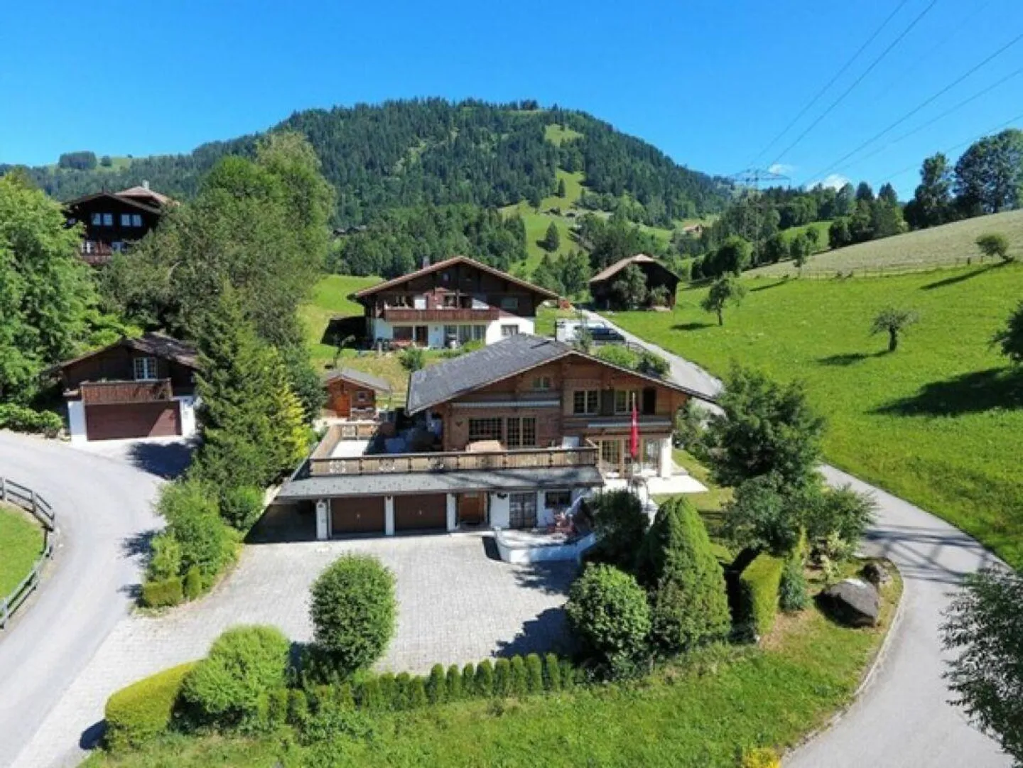 Exklusives Chalet in Saanen-Gstaad - Foto 1 von 6