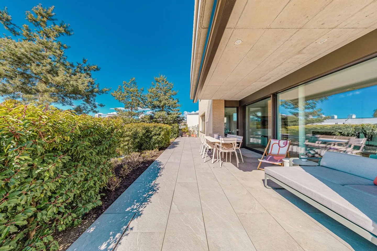 Luxury 7.5-room apartment with garden near Lake Geneva - Photo 2 of 13