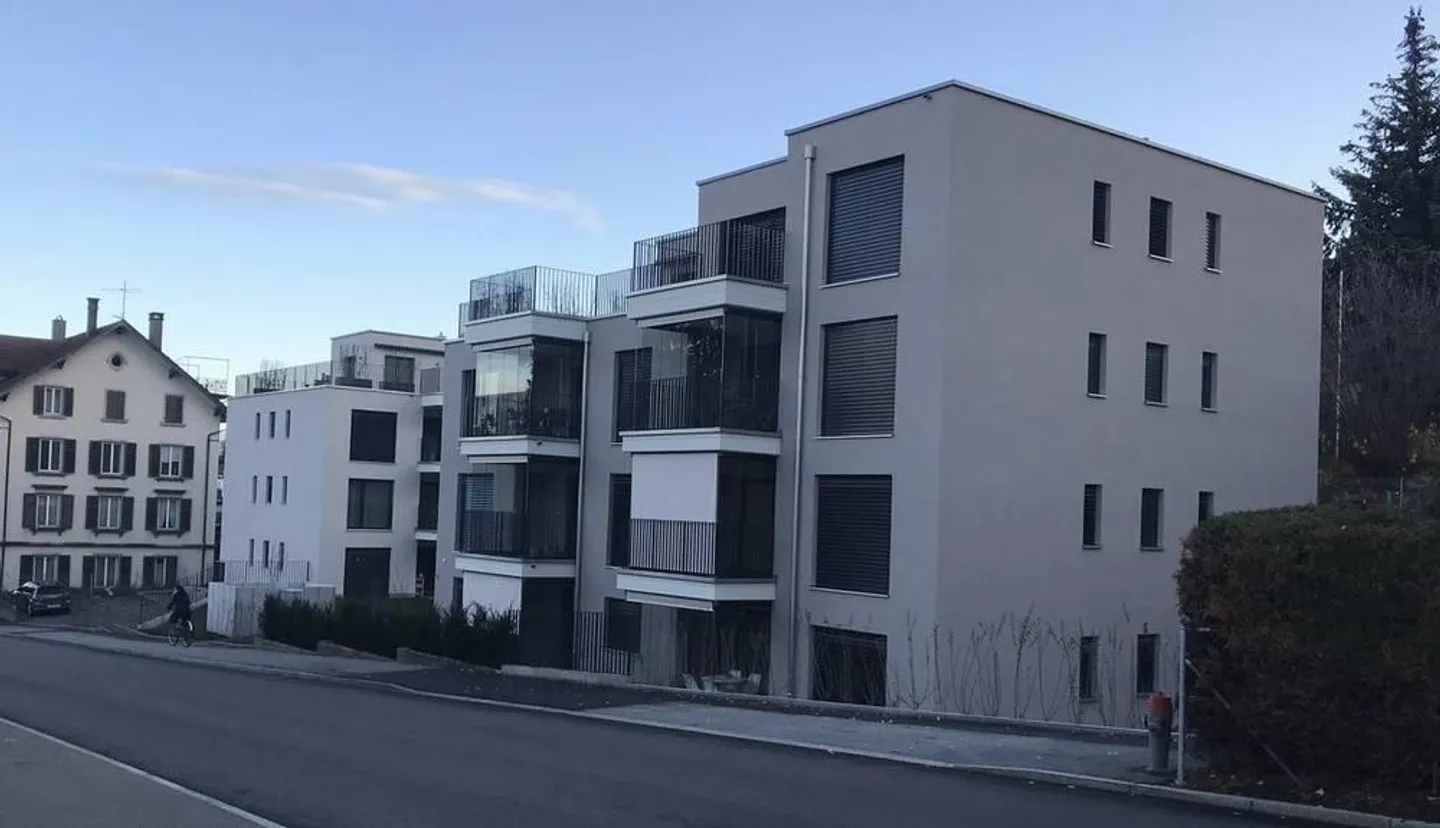 Modern 3.5-room apartment with winter garden and terrace - Photo 1 of 16