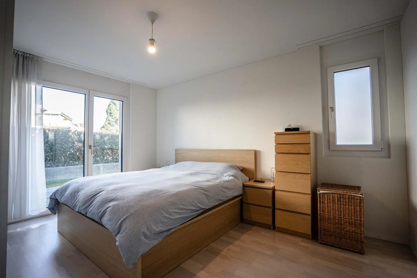 Modern 3.5-room apartment with winter garden and terrace - Photo 11 of 16