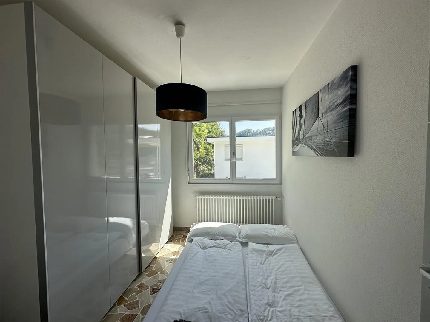 À LOUER PENTHOUSE AVEC VUE SUR LE LAC MEUBLÉ - Photo 11 sur 16