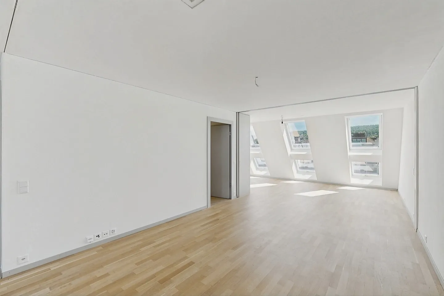 Appartement individuel moderne à Zurich avec une grande terrasse sur le toit ! - Photo 4 sur 10