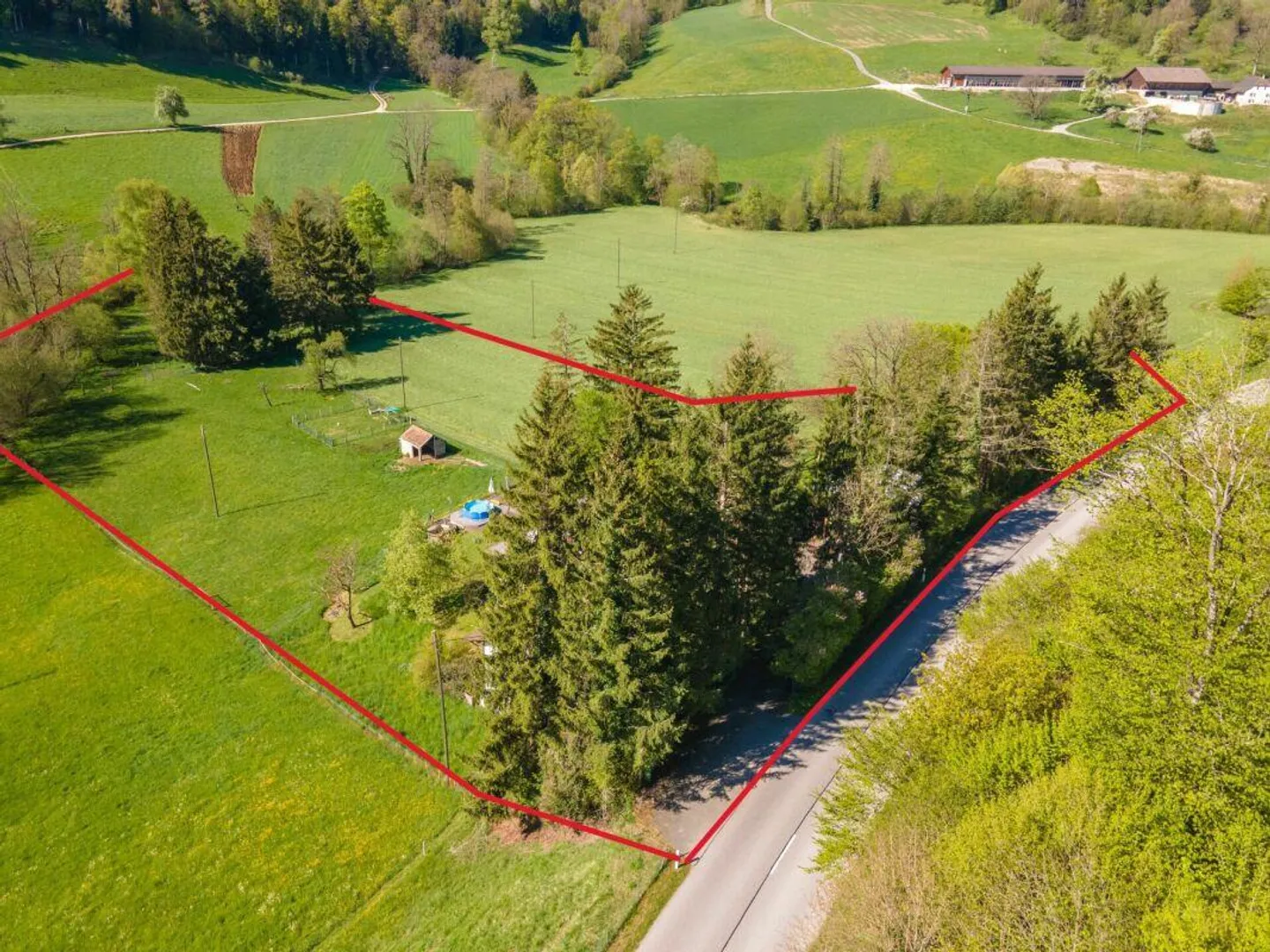 The Dream of Owning a Farm - Well-maintained 6.5 Z' EFH with Stable, Pond... - Photo 12 of 13