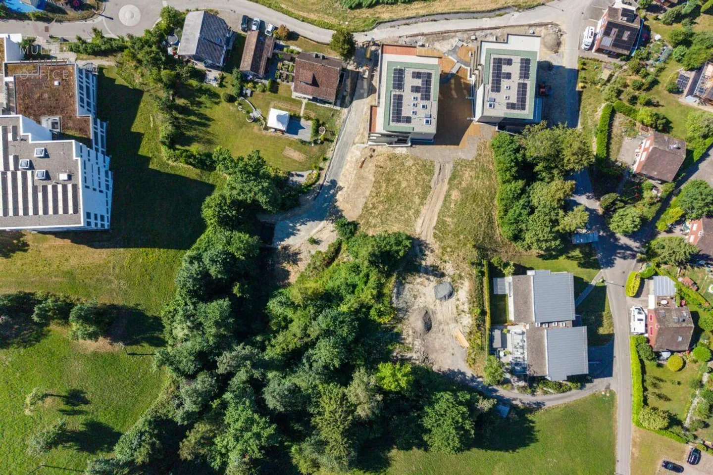 Terreno edificabile esclusivo (4'192 m2) con vista mozzafiato su ... - Foto 12 di 13