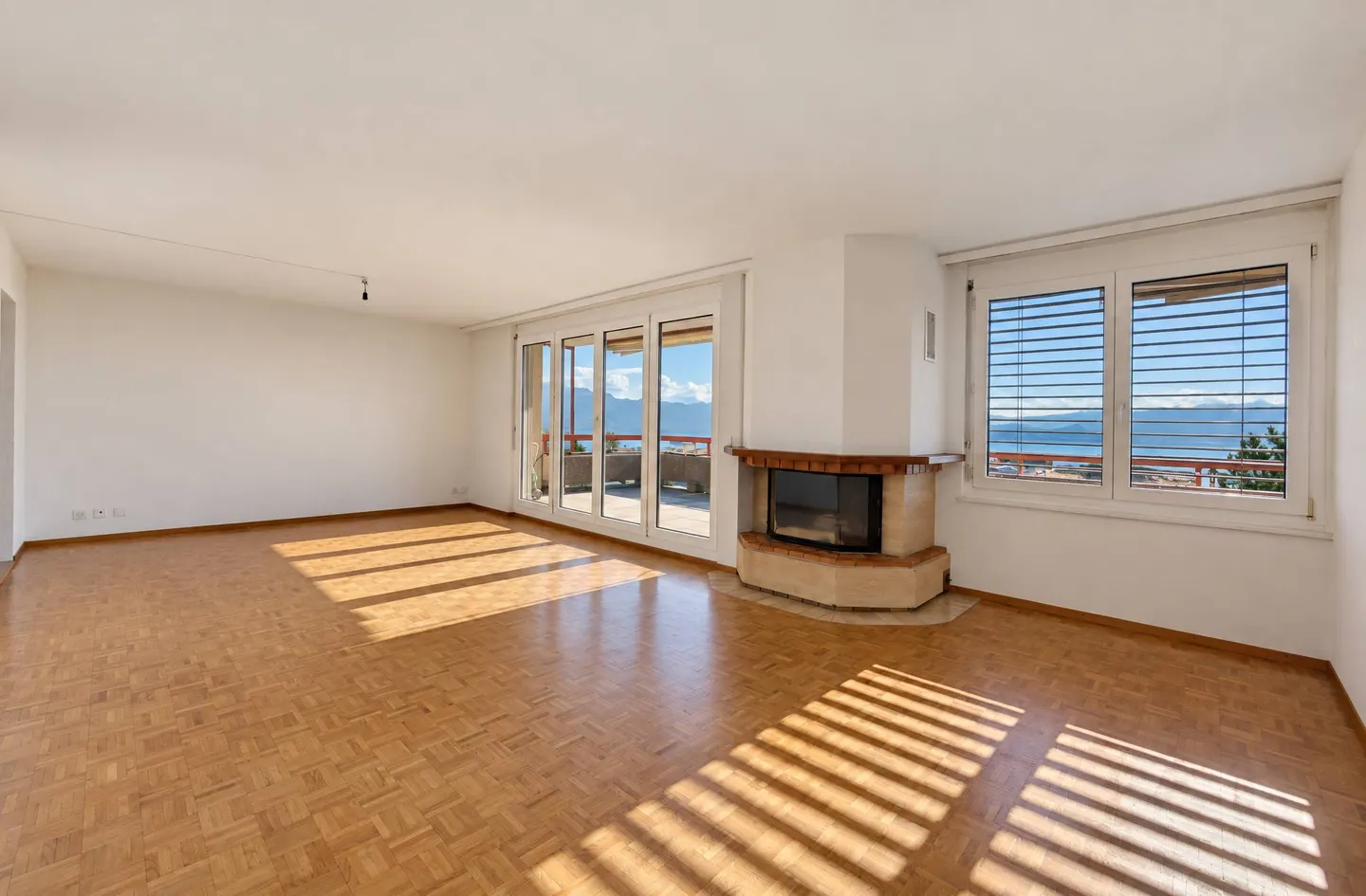 Appartement ensoleillé avec vue sur le lac - Photo 1 sur 11