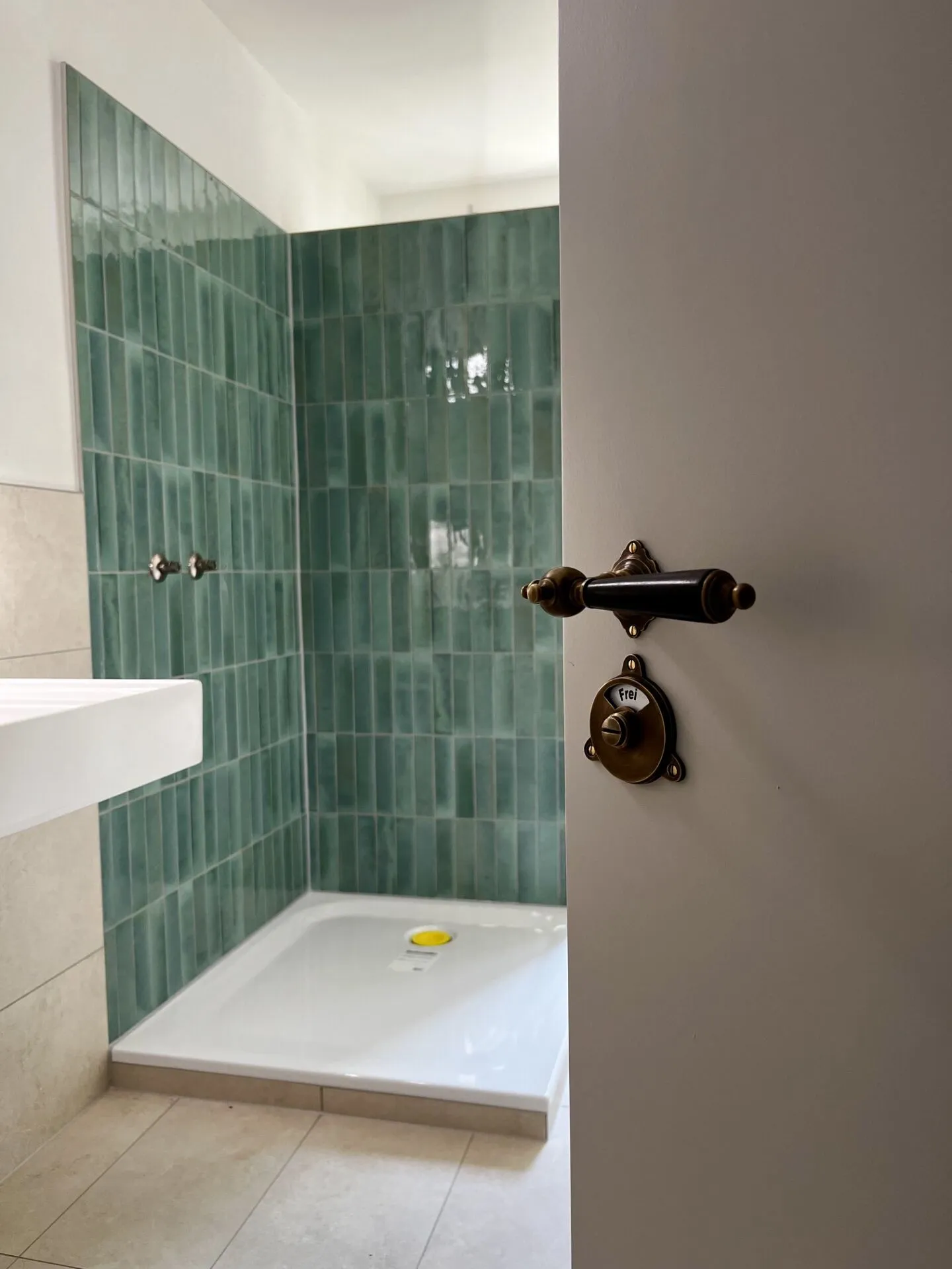 3.5-room apartment: First occupancy in a historic villa - Photo 5 of 10