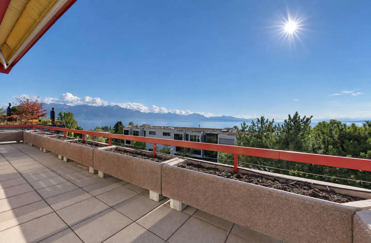 Appartement ensoleillé avec vue sur le lac - Photo 9 sur 11