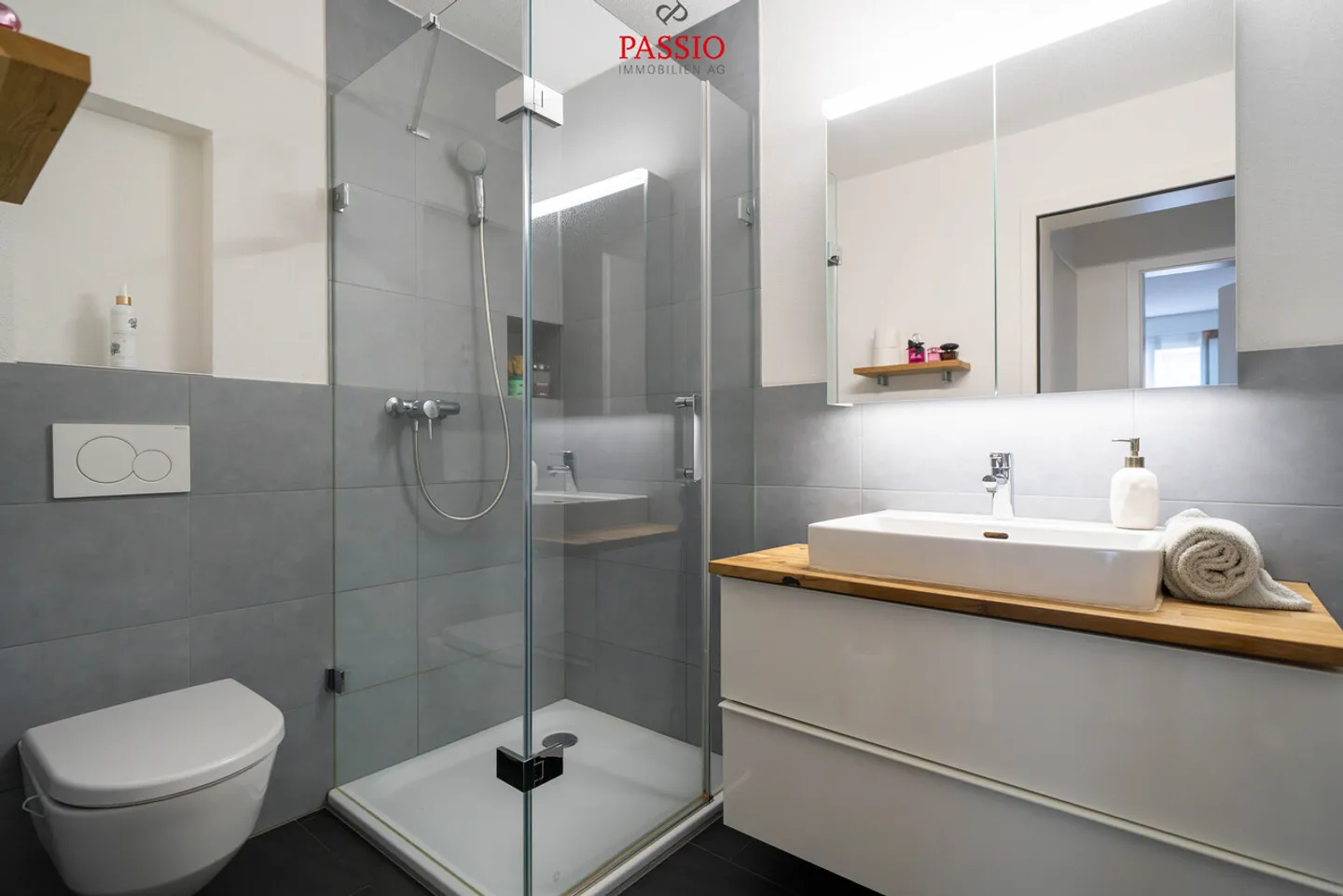 Modernes 5-Zimmer-Reihenmittelhaus mit Dachterrasse und Panoramasicht - Photo 20 of 39