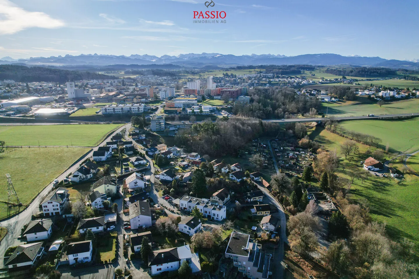 Modernes 5-Zimmer-Reihenmittelhaus mit Dachterrasse und Panoramasicht - Photo 39 of 39