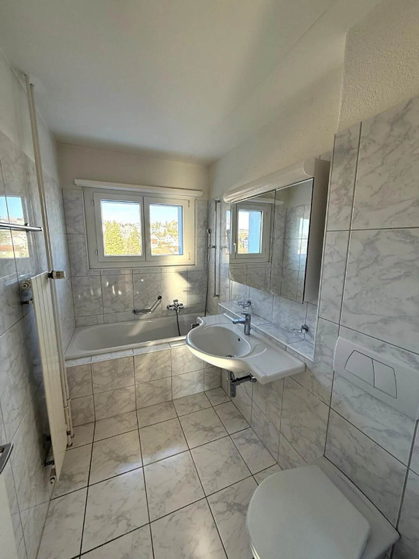 Appartement 3 pièces avec grand balcon couvert - Photo 5 sur 8