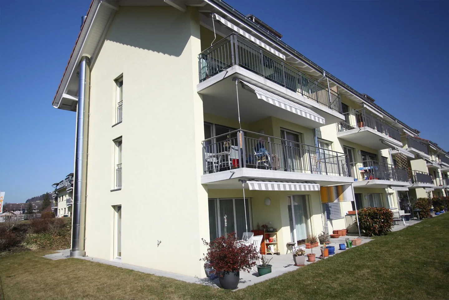 Charmante Wohnung mit Alpenblick - Foto 2 von 7