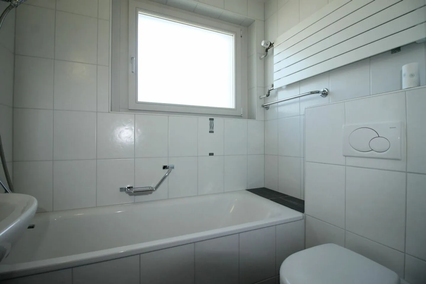 3-room apartment, 1st floor, no lift, two small balconies - Photo 6 of 7