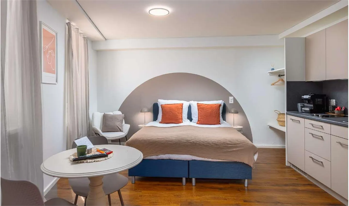 BOUTIQUE HOTEL - REAL ESTATE INVESTMENT OPPORTUNITY - Photo 8 of 13