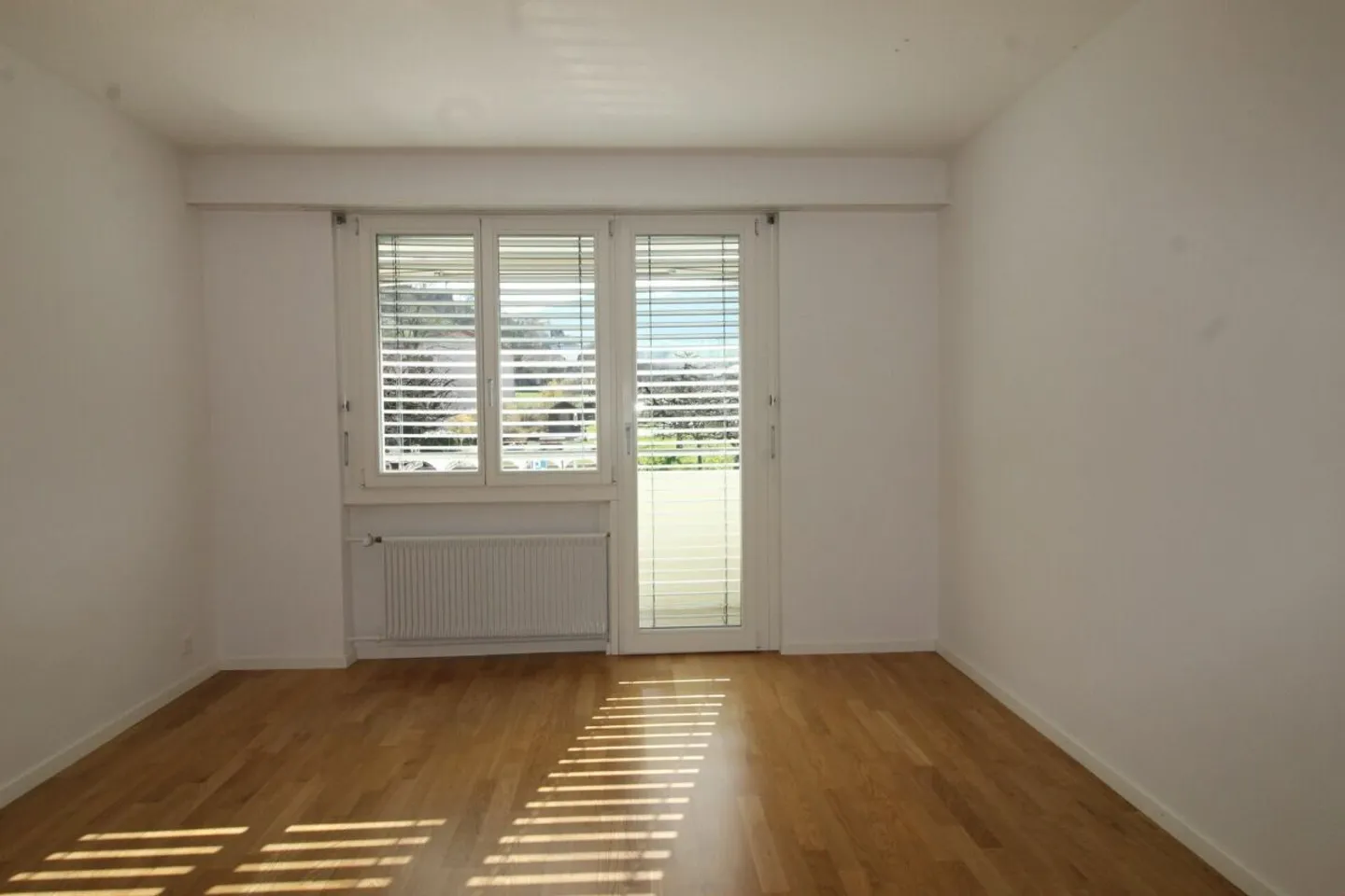 3-room apartment, 1st floor, no lift, two small balconies - Photo 7 of 7