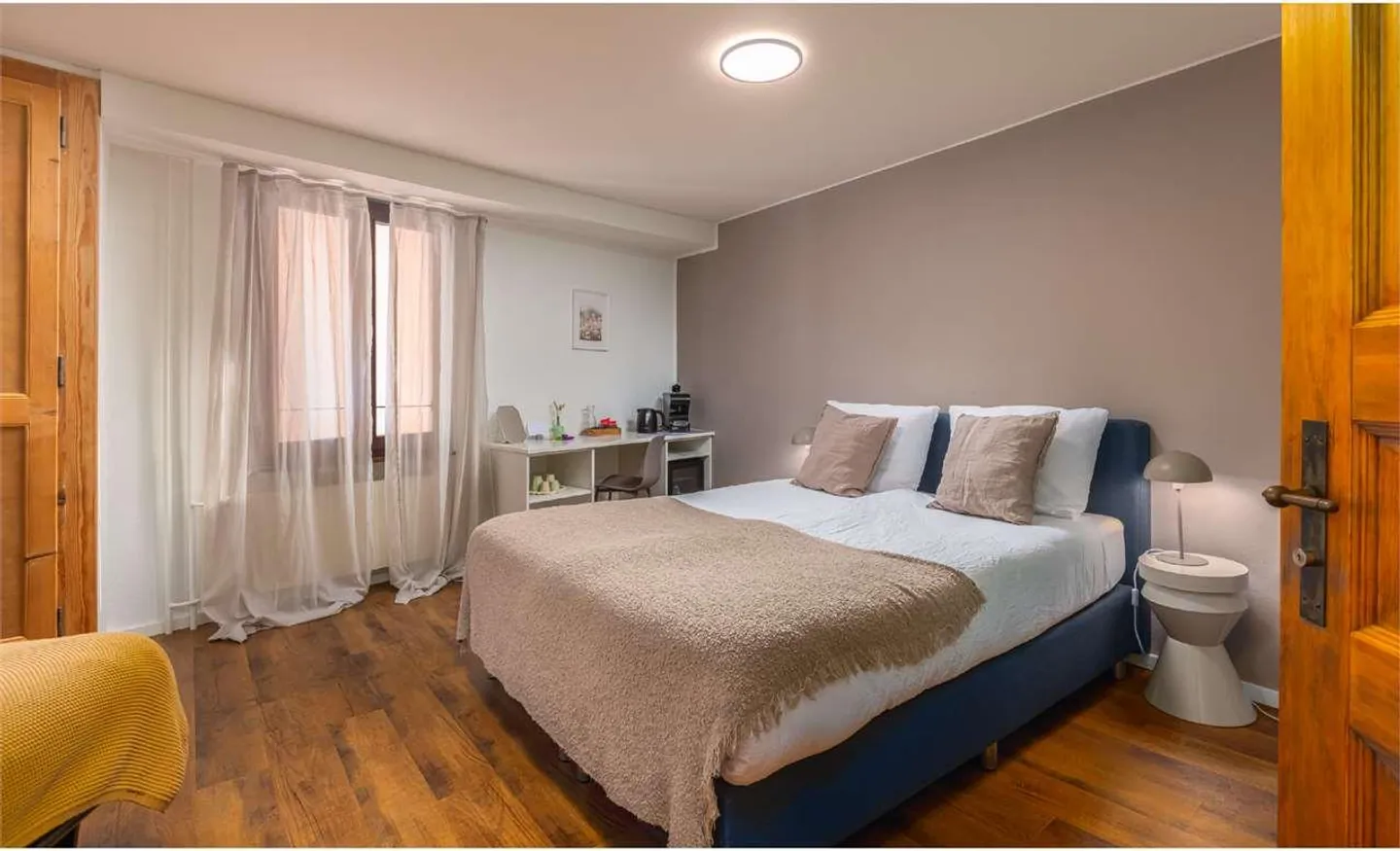 BOUTIQUE HOTEL - REAL ESTATE INVESTMENT OPPORTUNITY - Photo 10 of 13
