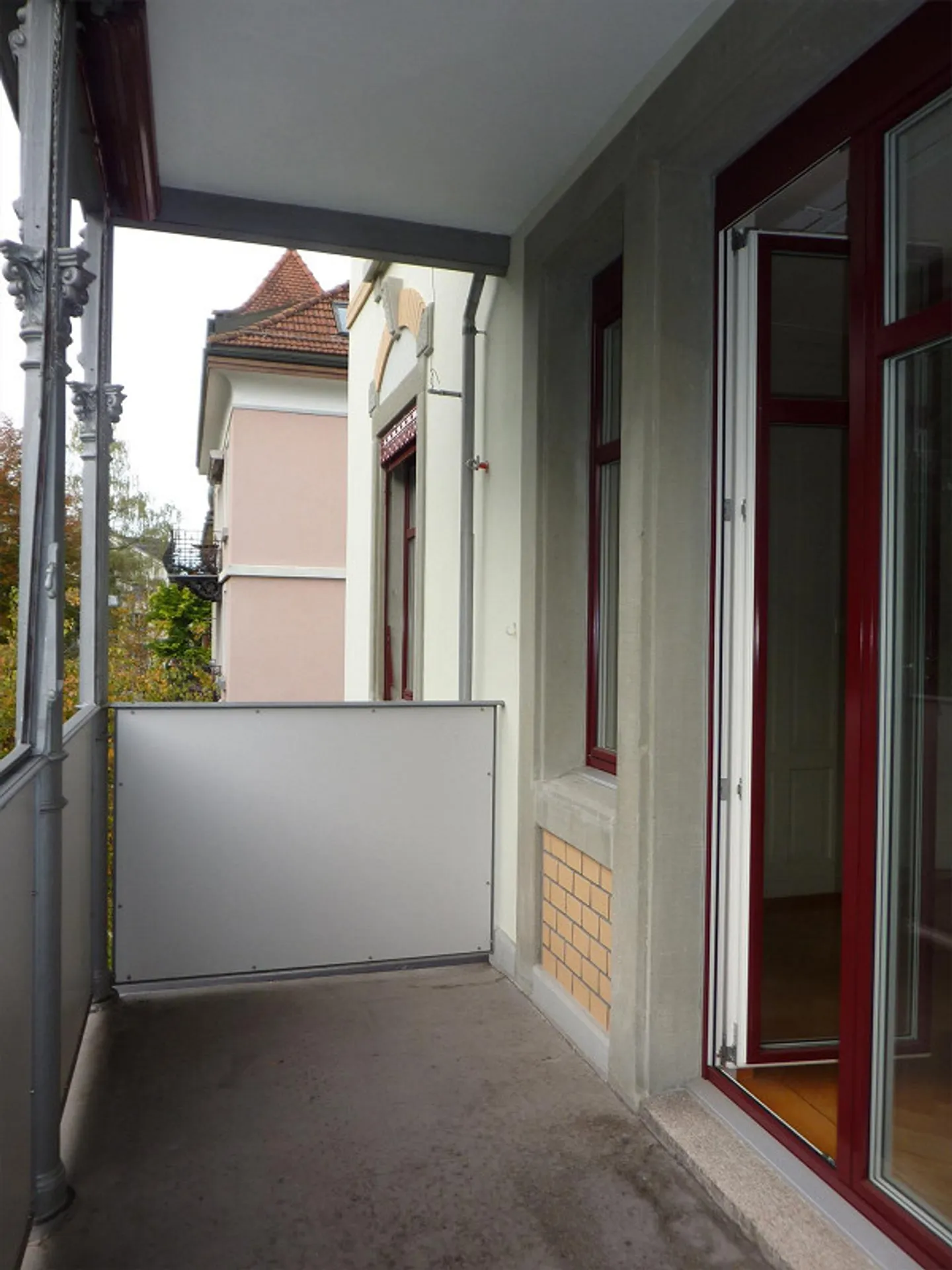 Art Nouveau Apartment in a Sought-After Location, Near the Old Town - Photo 8 of 13