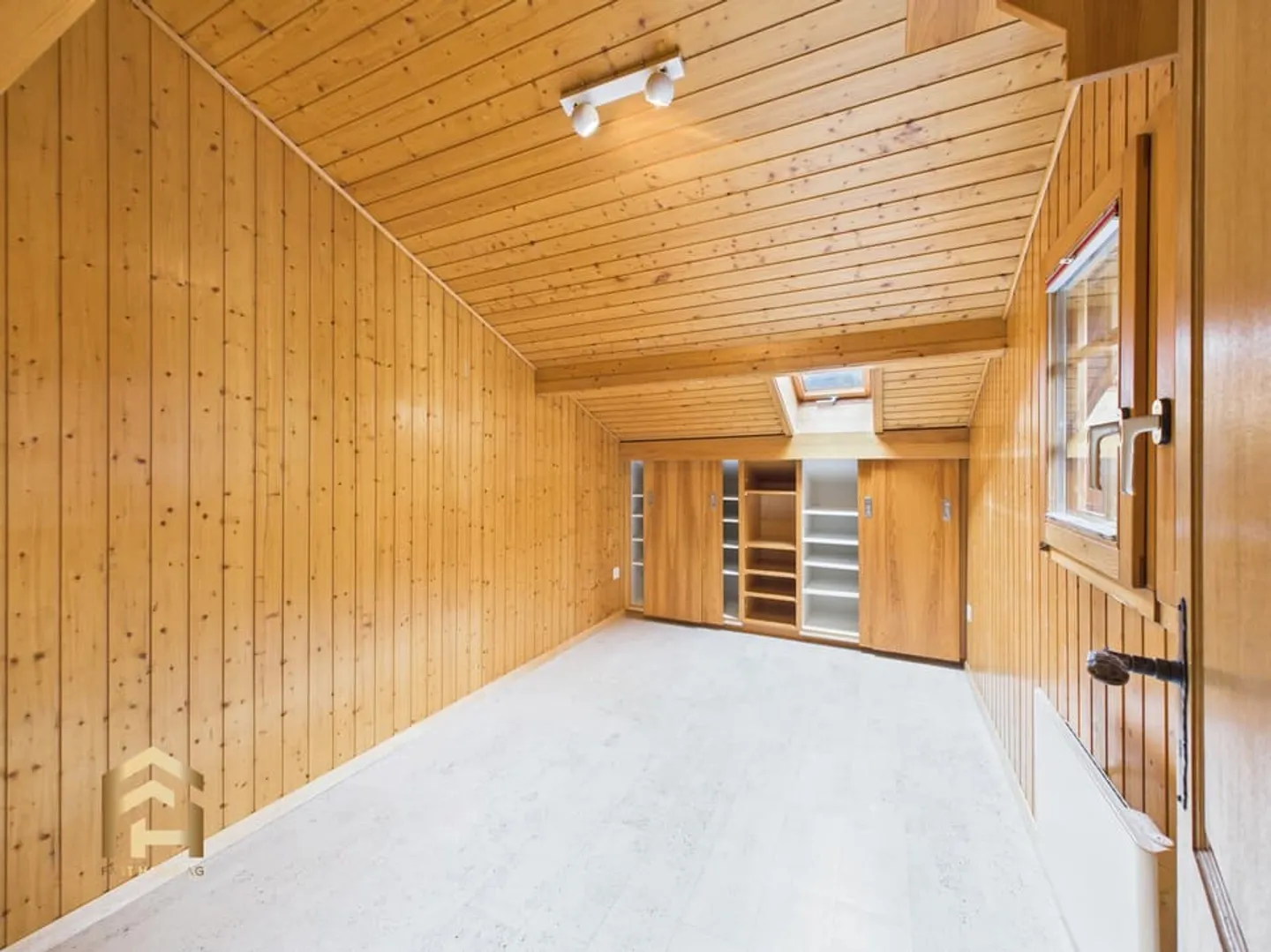 Charming 4.5-room apartment with expansion potential in the village - Photo 9 of 13