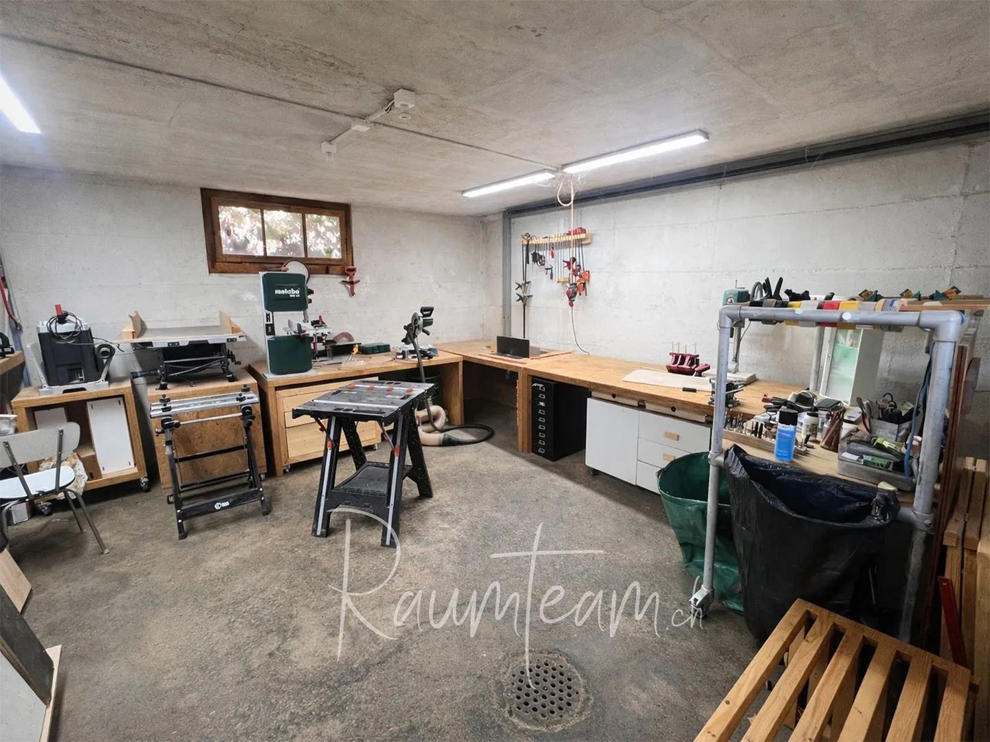 Vivere & Lavorare: Insieme Incantevole con Casa Residenziale, Atelier/Spazio Commerciale e Loft - Foto 24 di 29