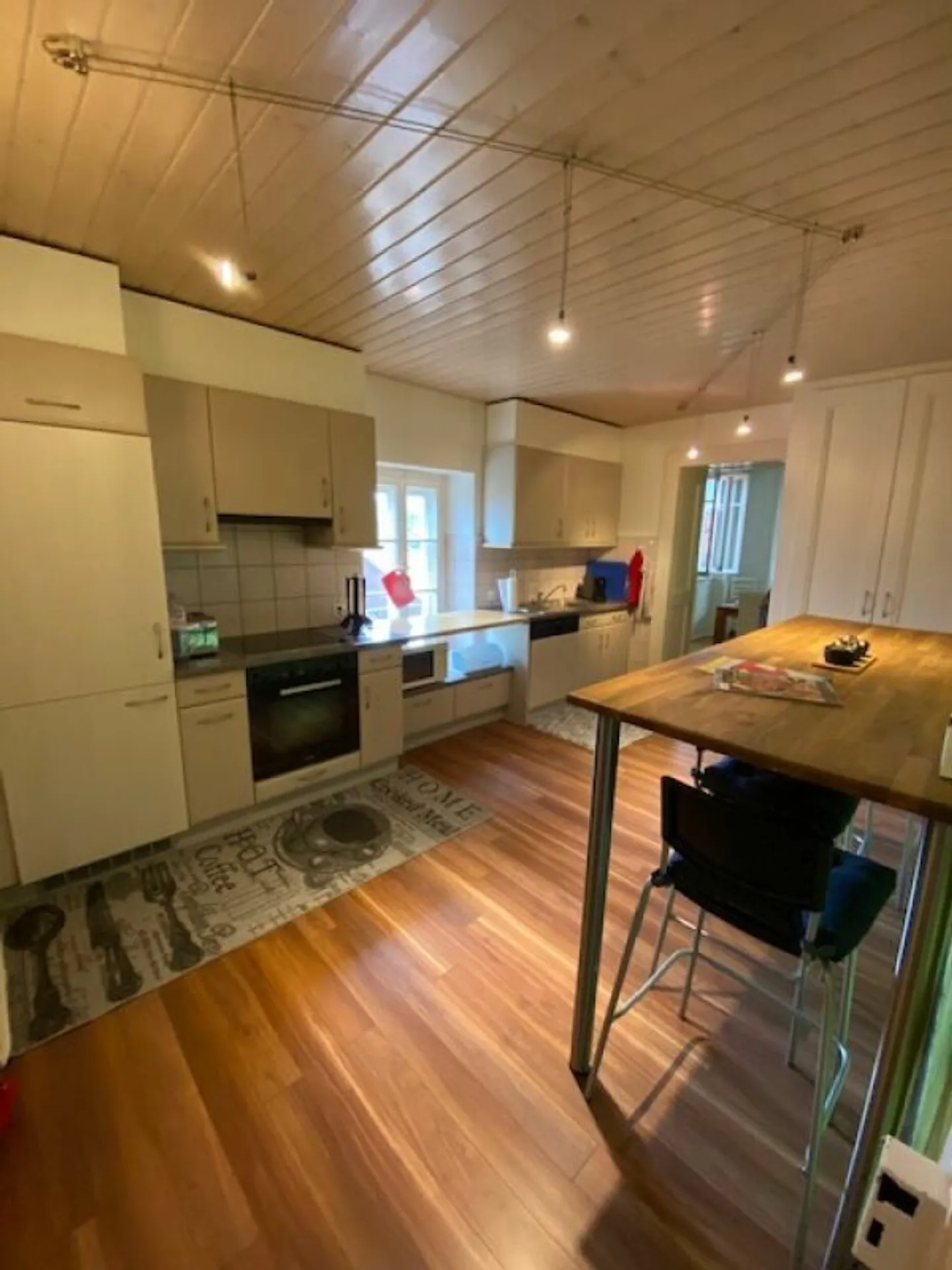 Bel appartamento di 4 stanze al 3° piano - Chemin de Creuze 1, St-Blaise - Foto 5 di 11