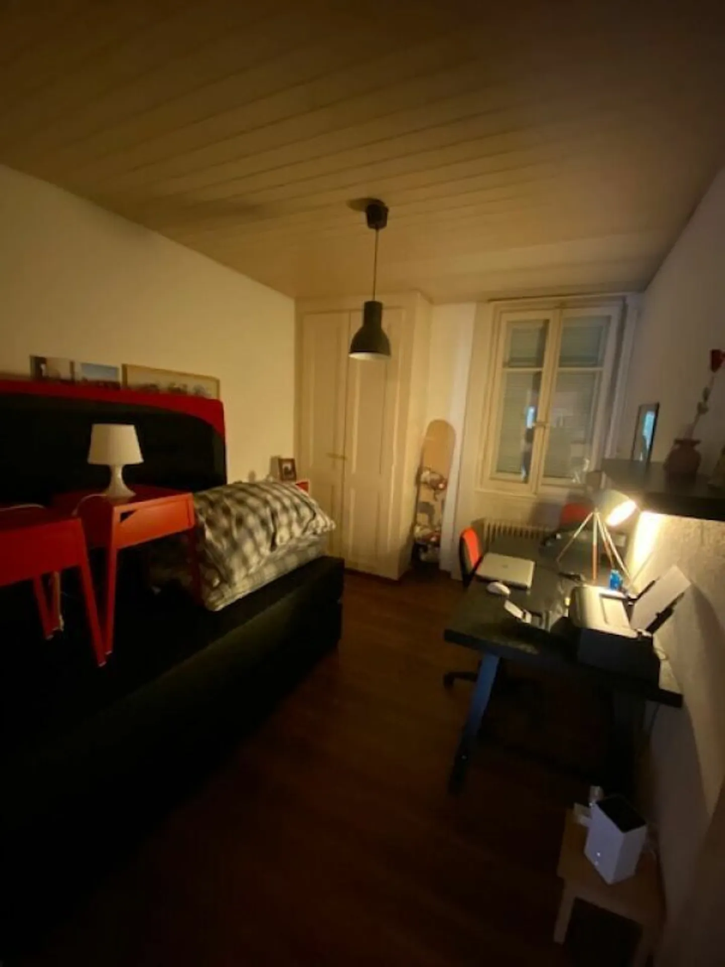 Bel appartamento di 4 stanze al 3° piano - Chemin de Creuze 1, St-Blaise - Foto 7 di 11