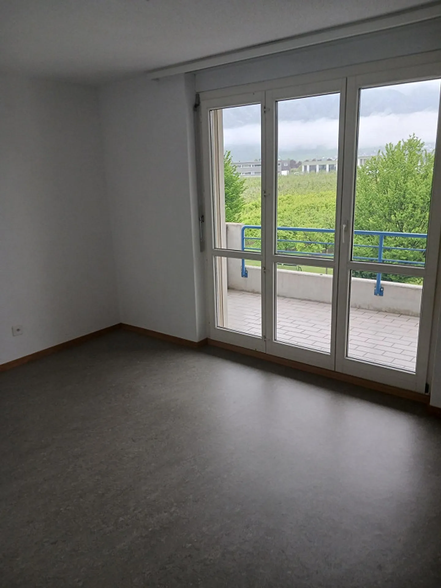 Appartement au rez-de-chaussée dans le vert - Photo 10 sur 13