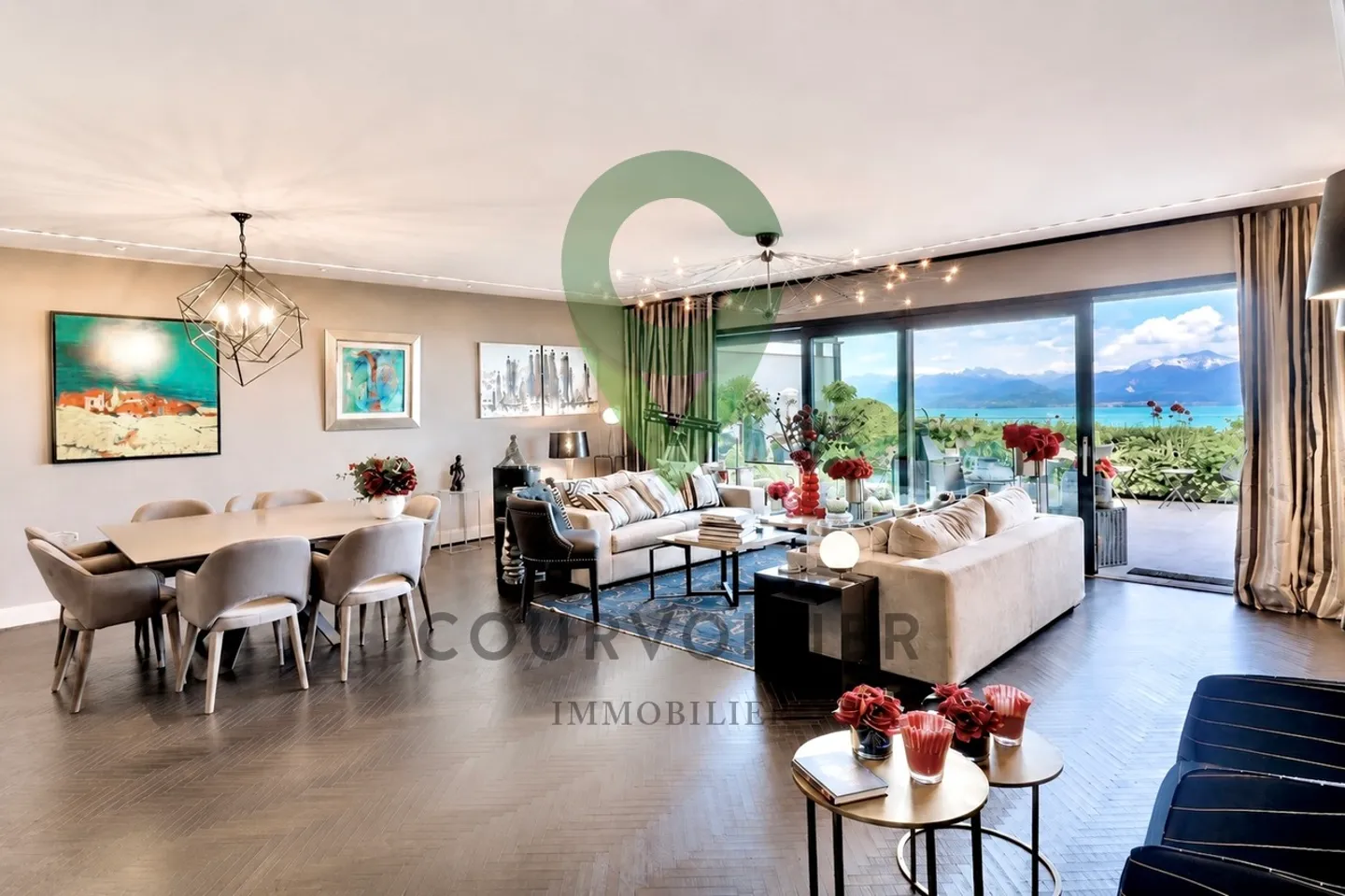 Extraordinary apartment with terrace and panoramic view - Photo 2 of 15