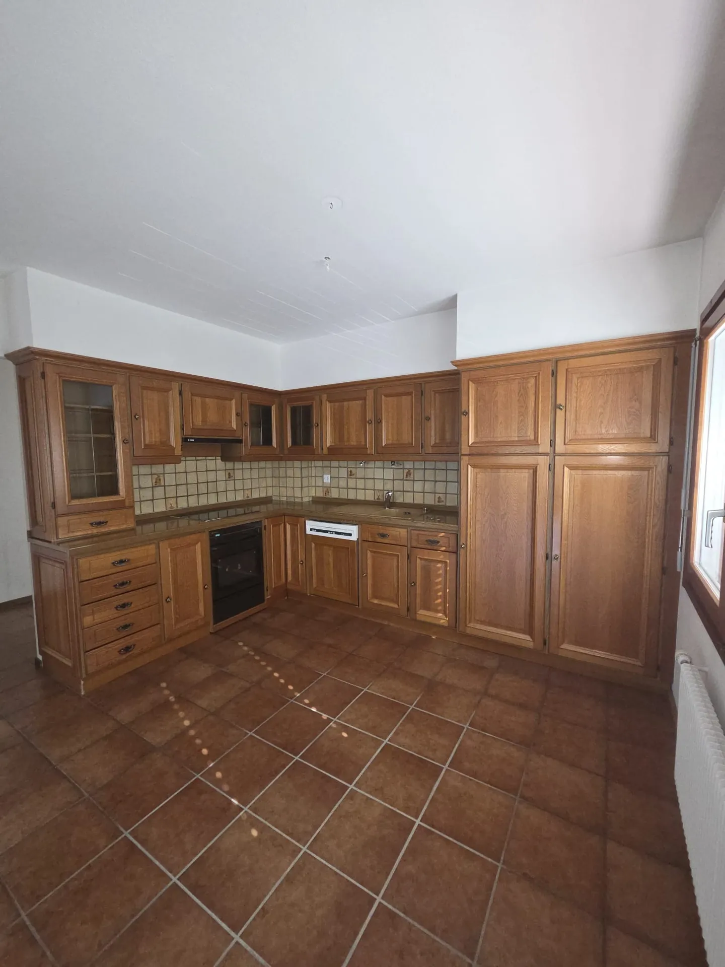Appartamento luminoso 4.5 stanze - Foto 2 di 9