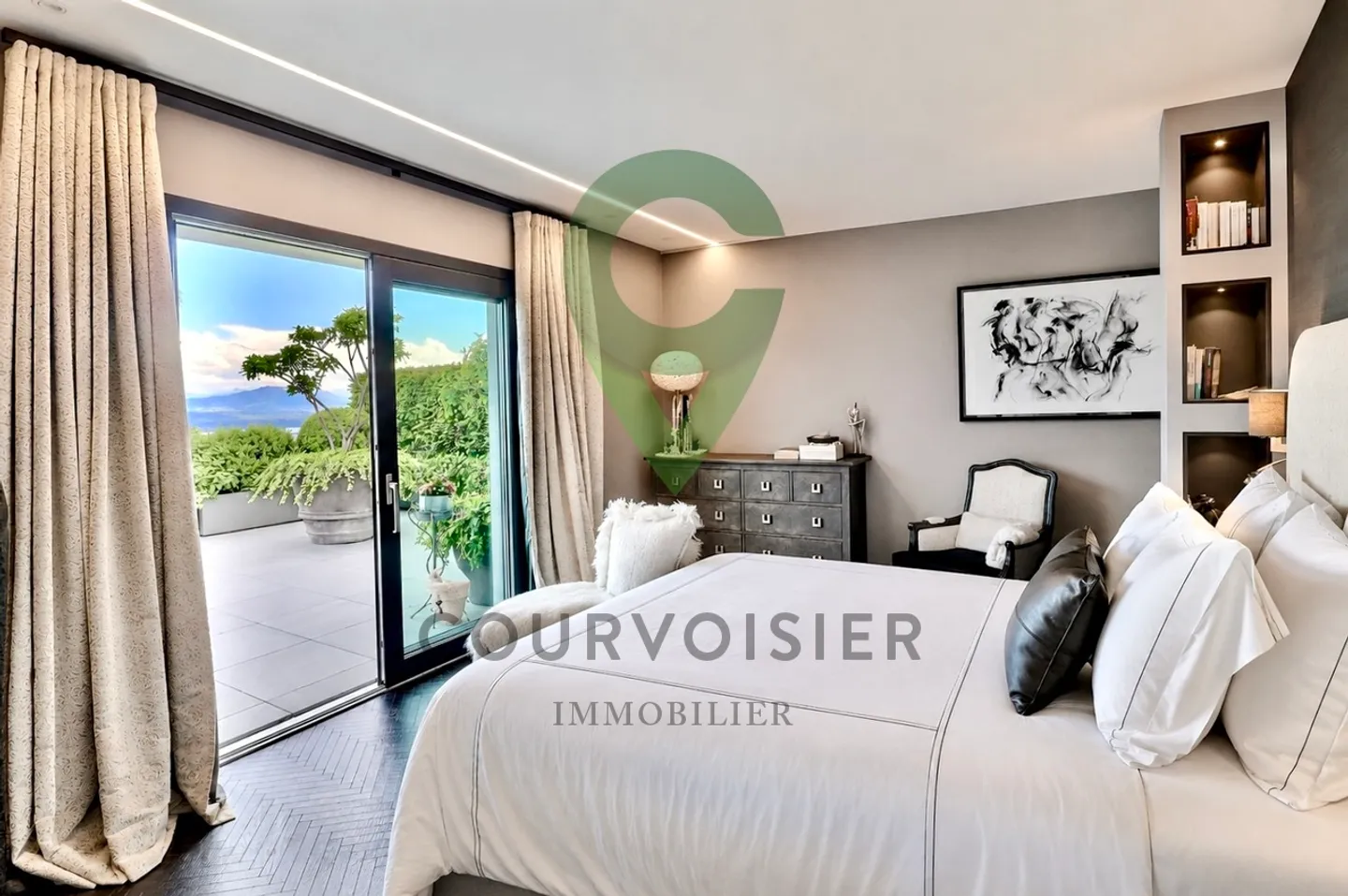 Extraordinary apartment with terrace and panoramic view - Photo 5 of 15