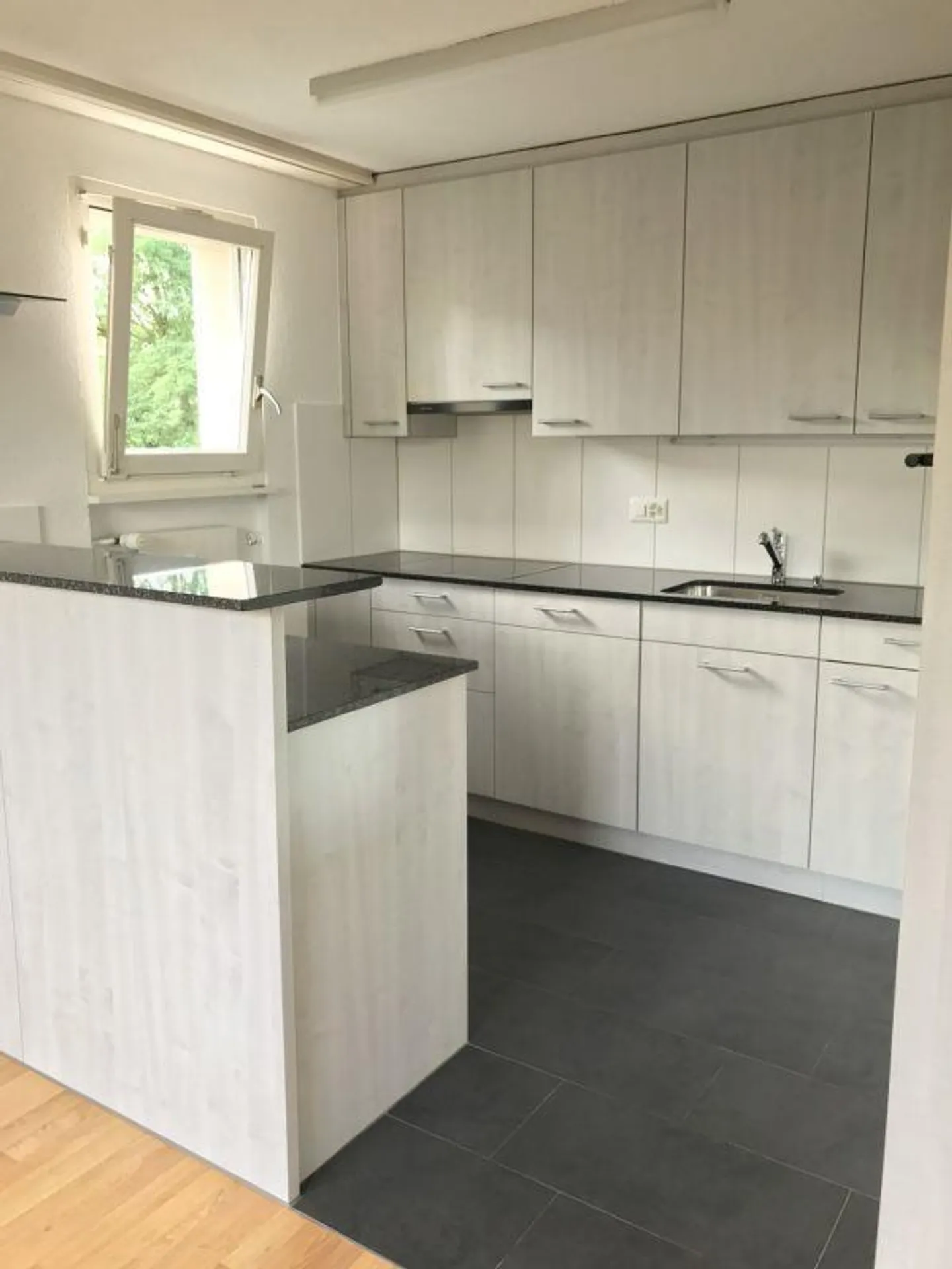 Schöne 4.5-Zimmerwohnung / 114 m2 - Foto 2 von 9