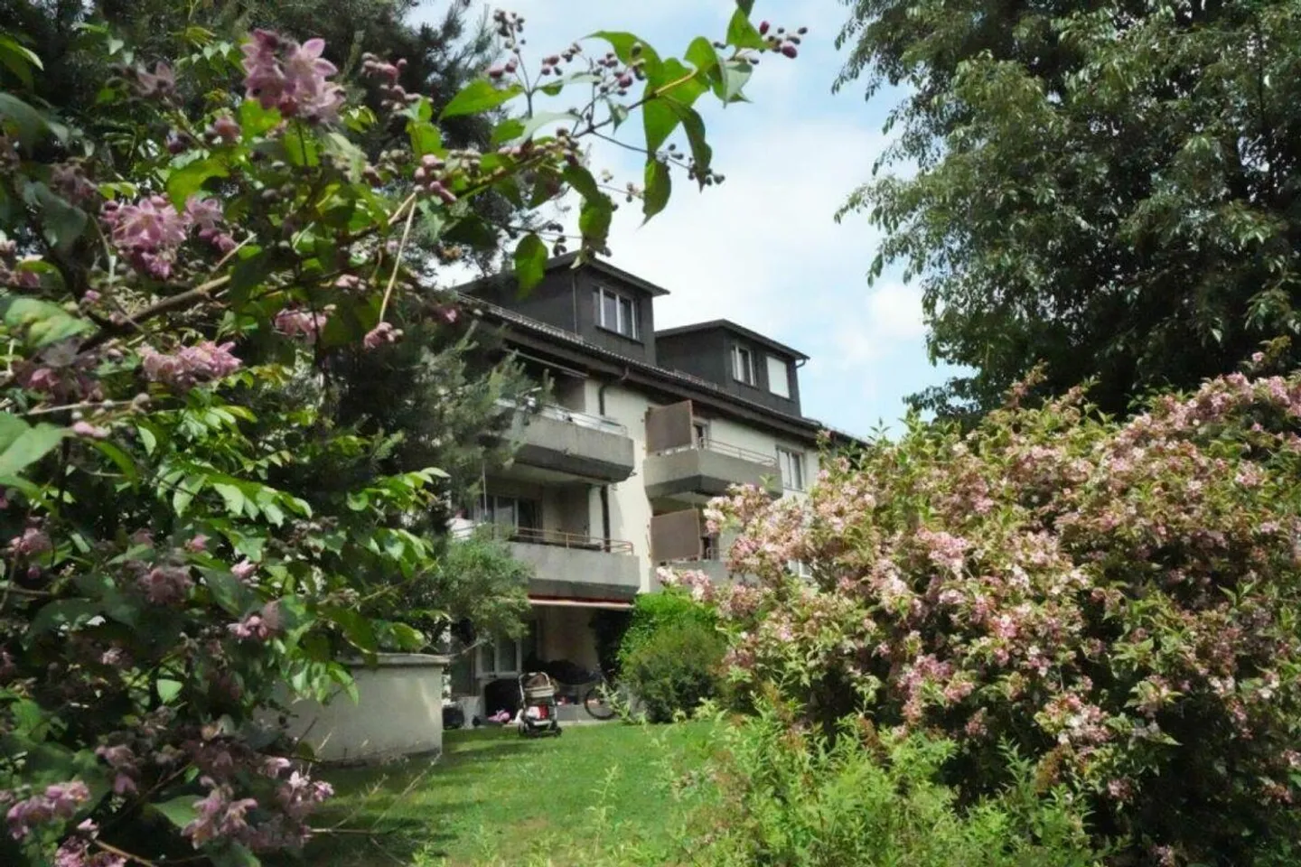 Schöne 4.5-Zimmerwohnung / 114 m2 - Foto 1 von 9