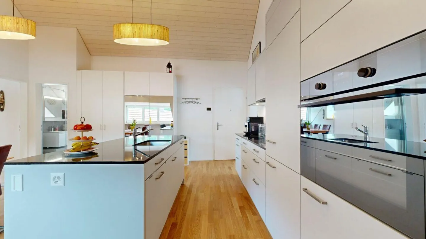 Modern 3.5-room apartment with private washing tower and carport - Photo 5 of 18