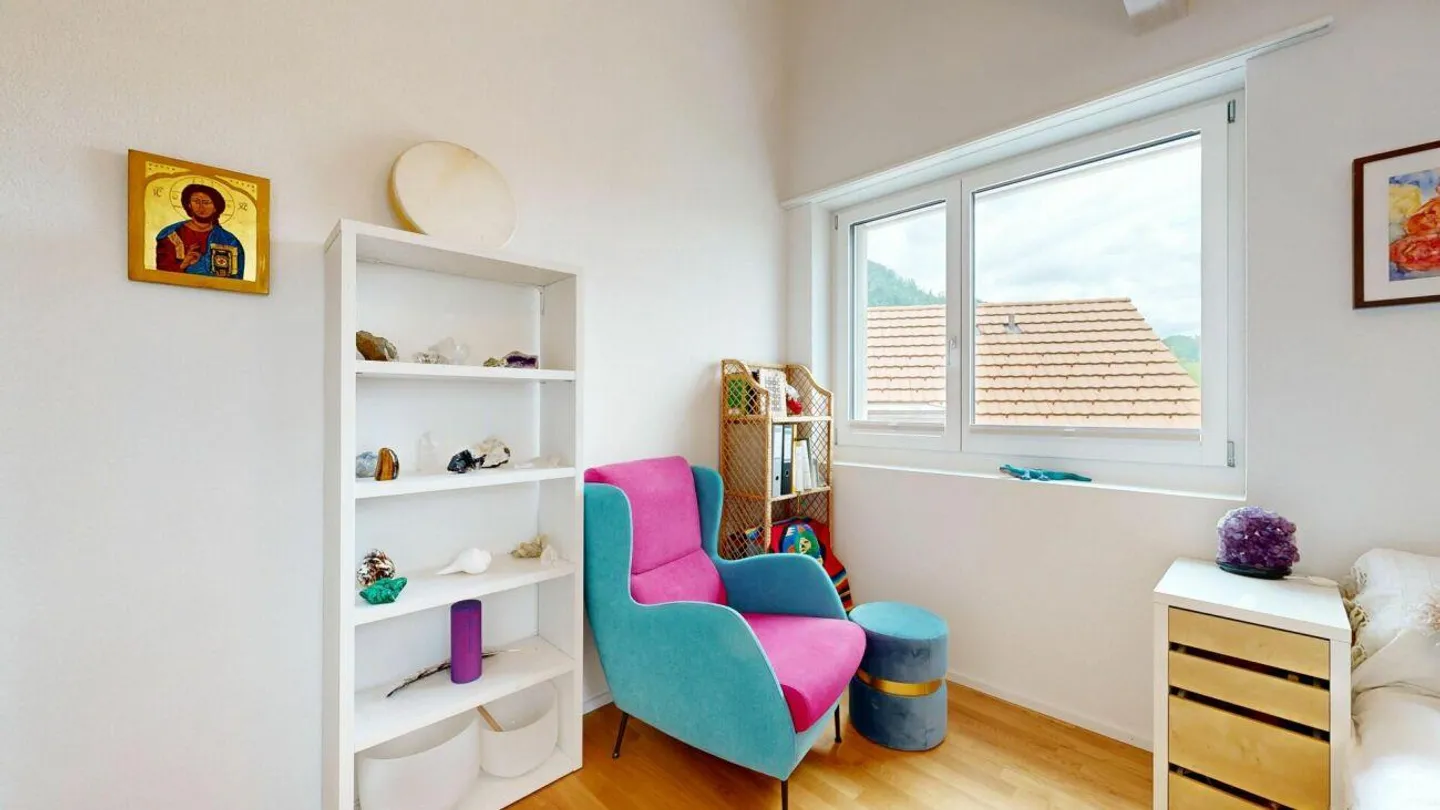 Modern 3.5-room apartment with private washing tower and carport - Photo 9 of 18