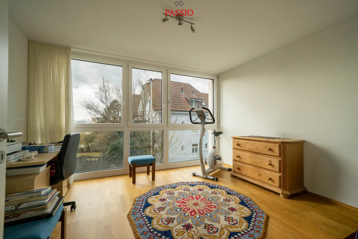 Moderne 4.5-Zimmer Wohnung mit Balkon an zentraler Lage - Foto 12 von 20