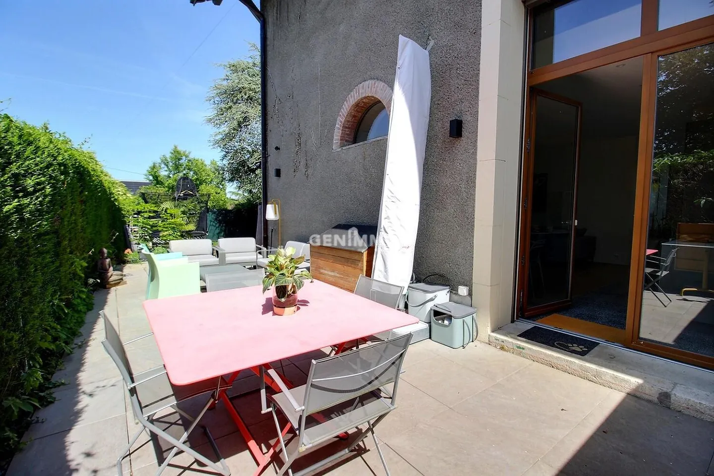Charmantes Familienhaus mit Terrasse - Foto 11 von 12