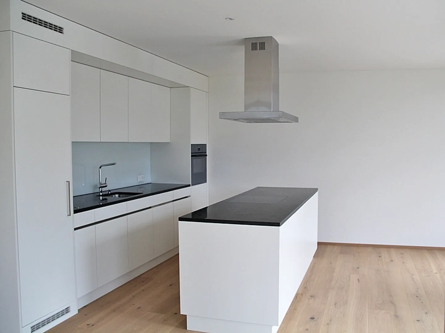 4.5 Room Penthouse Apartment in Ardislapark (D42) - Photo 2 of 5