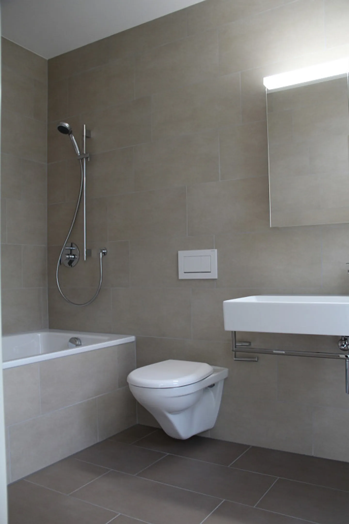 4.5 Room Penthouse Apartment in Ardislapark (D42) - Photo 5 of 5