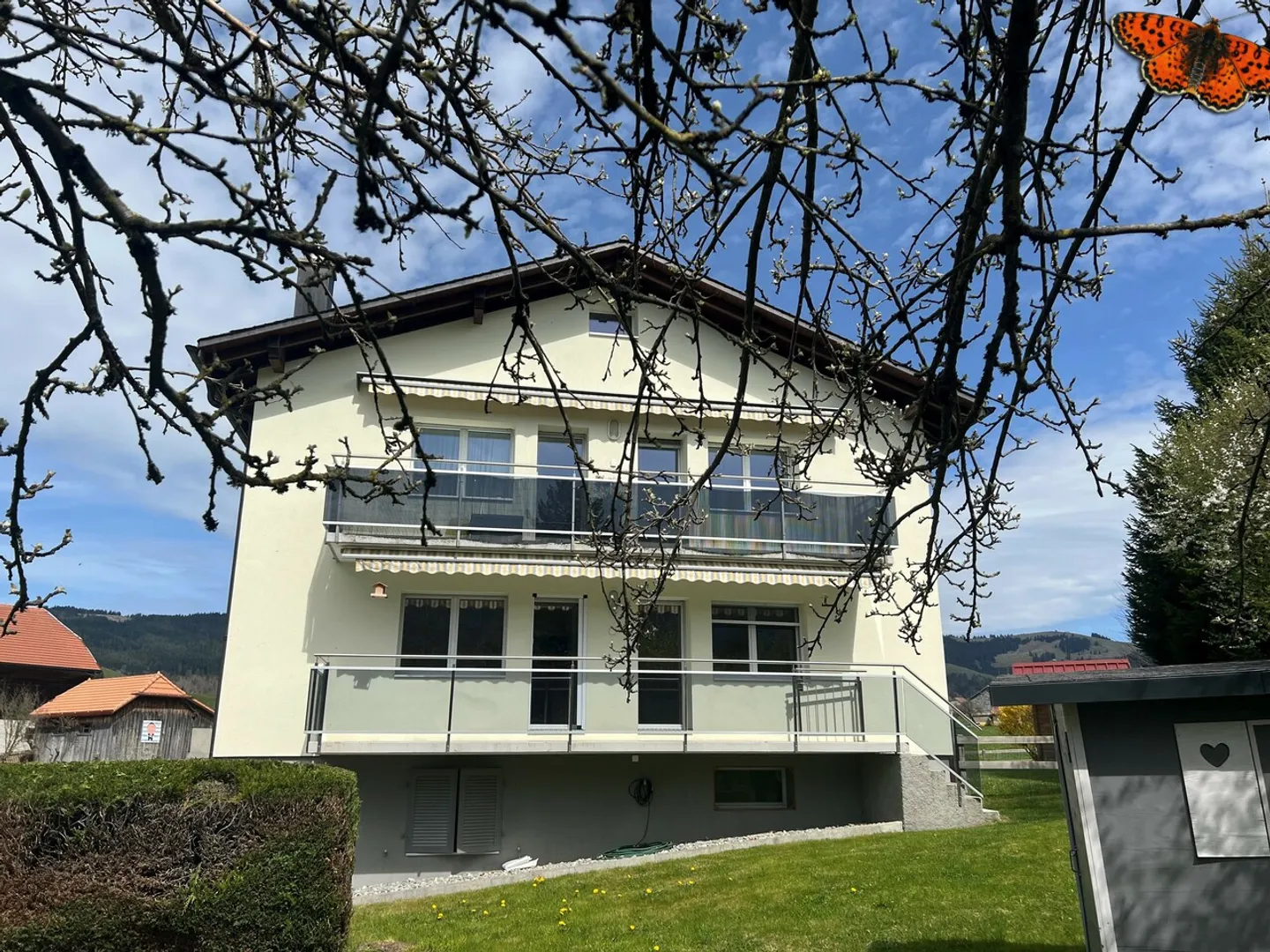 Place de parking extérieur à louer à Charmey ! - Photo 2 sur 3