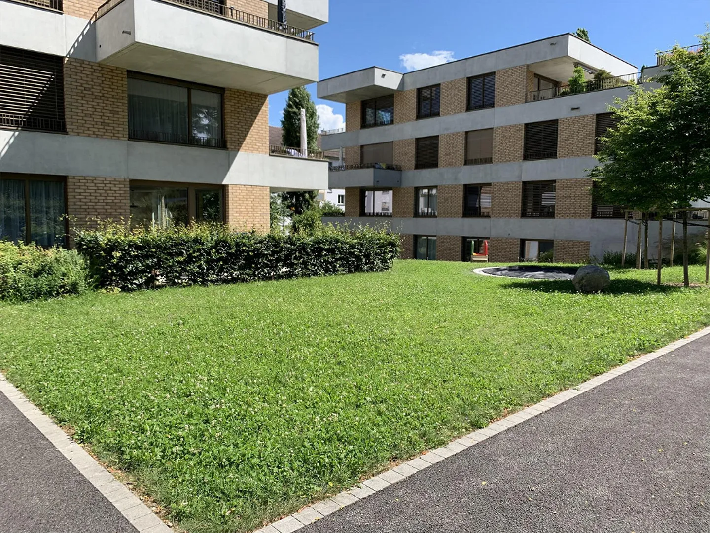 Vie moderne dans le quartier de Holligen - Photo 1 sur 5