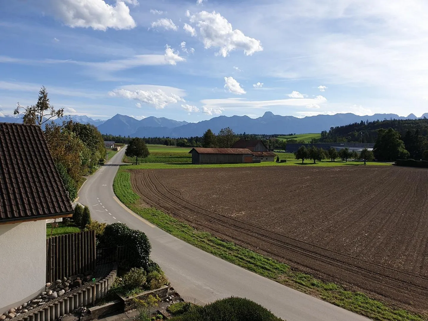 Quartier résidentiel calme dans la verdure : appartement de 4 pièces au 5ème étage - Photo 5 sur 6