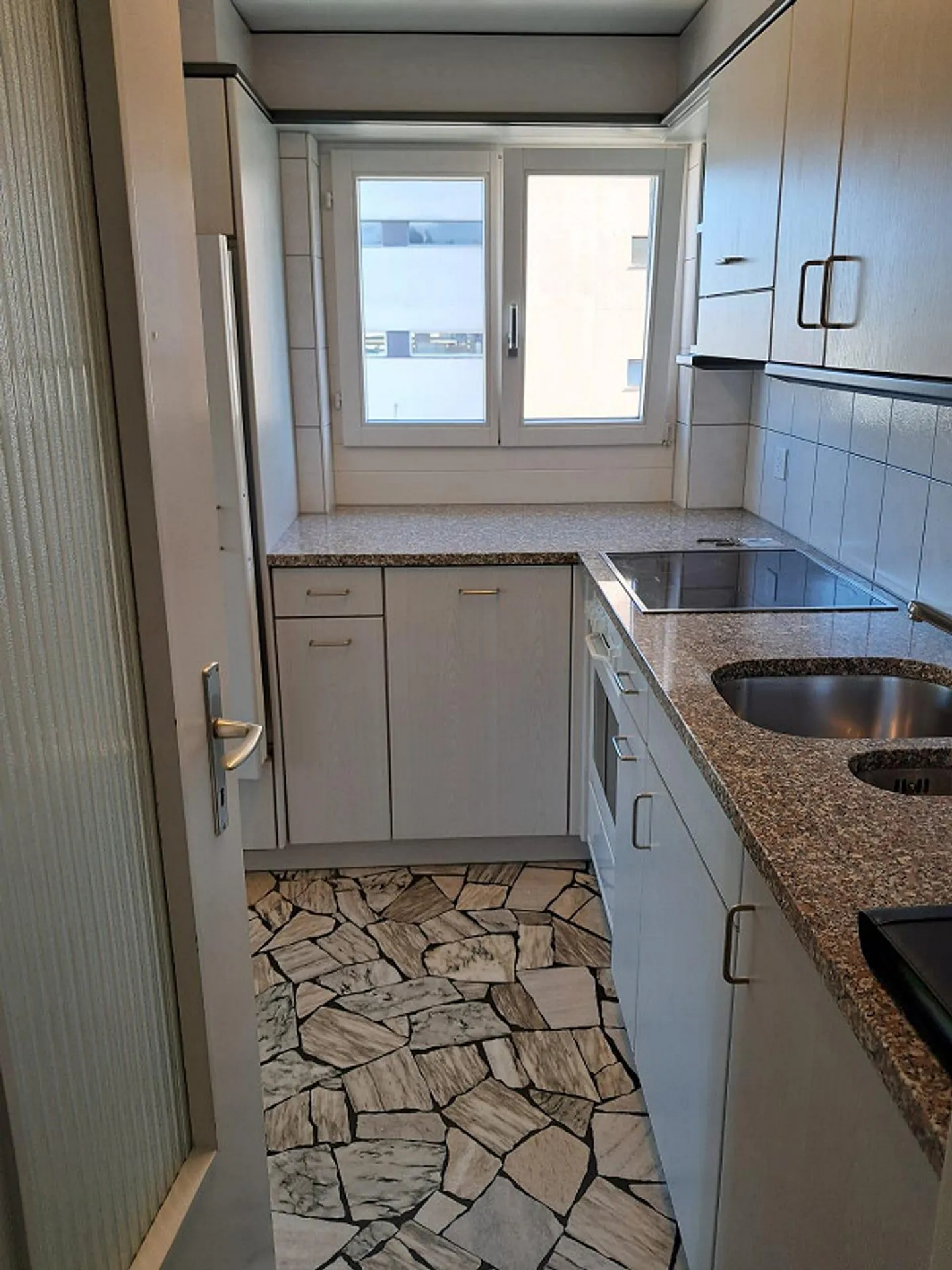 Appartamento mansardato, semplice e accogliente - Foto 3 di 8