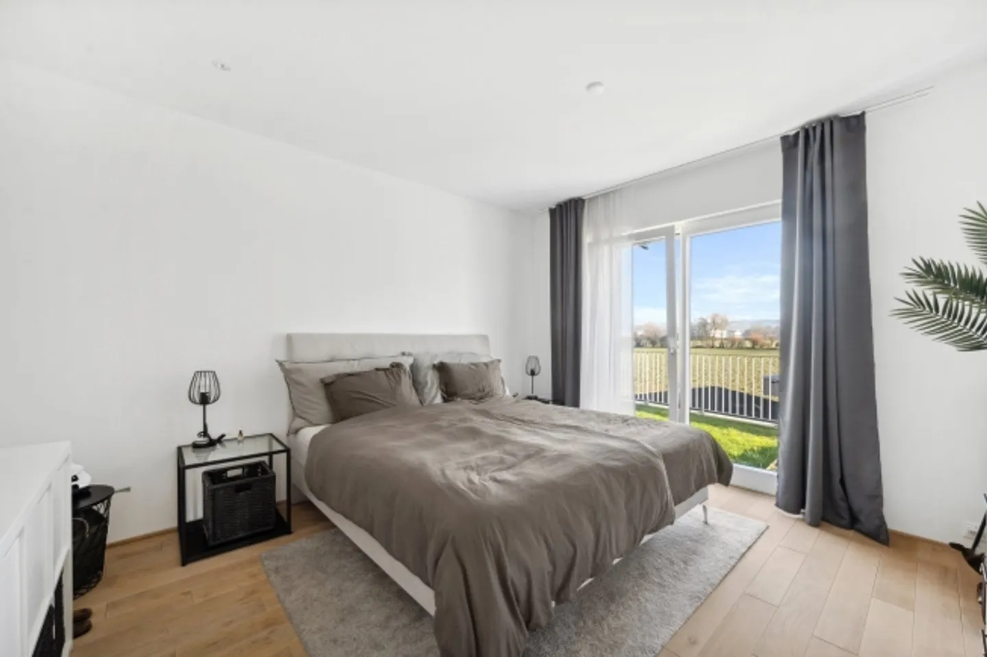 Investor Package: Two Residential Houses and a Separate Apartment – Solid Return Opportunity - Photo 8 of 13