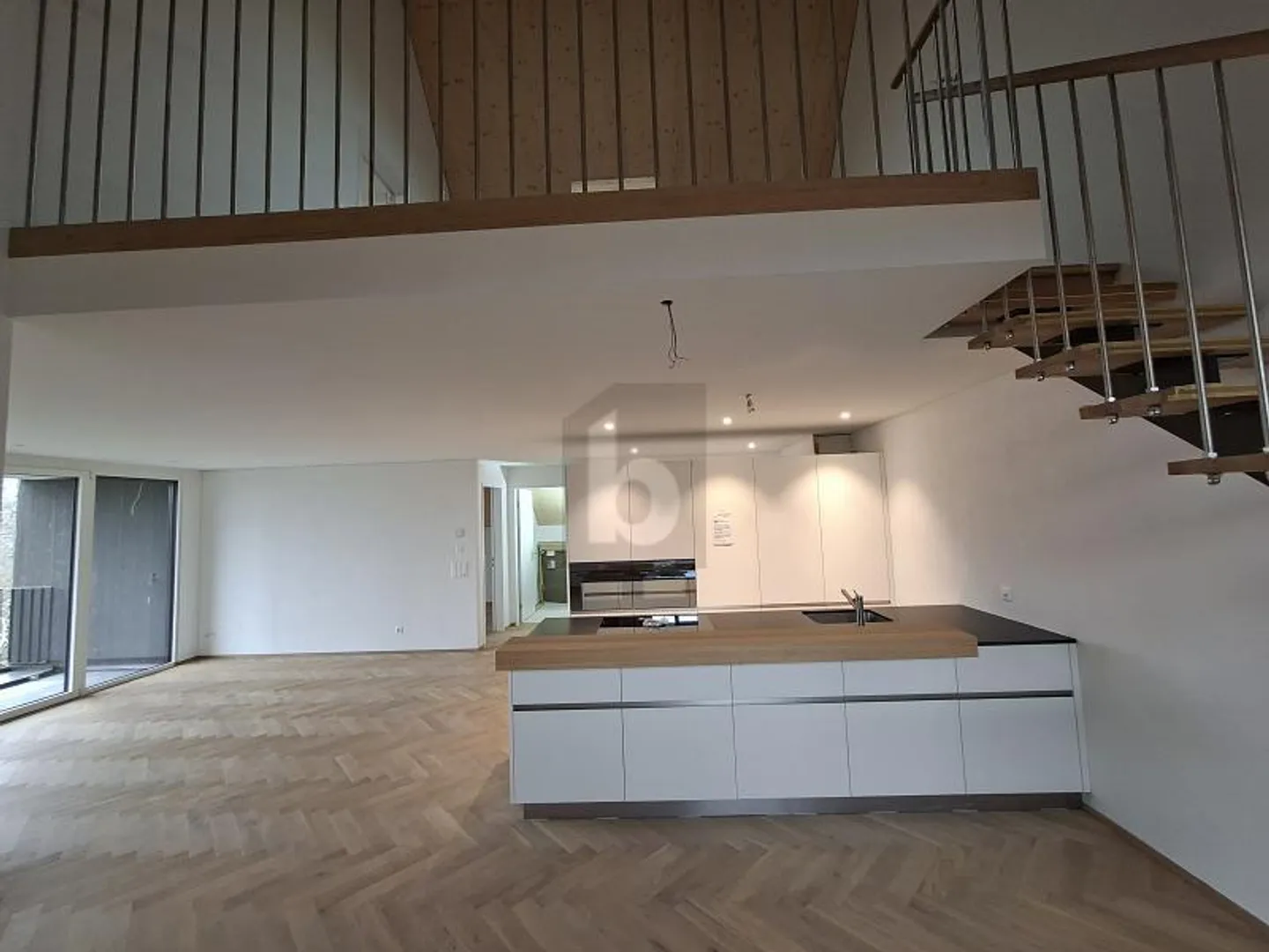 LUXURIÖS MODERN CHARMANT UND STILVOLL - Foto 2 von 6