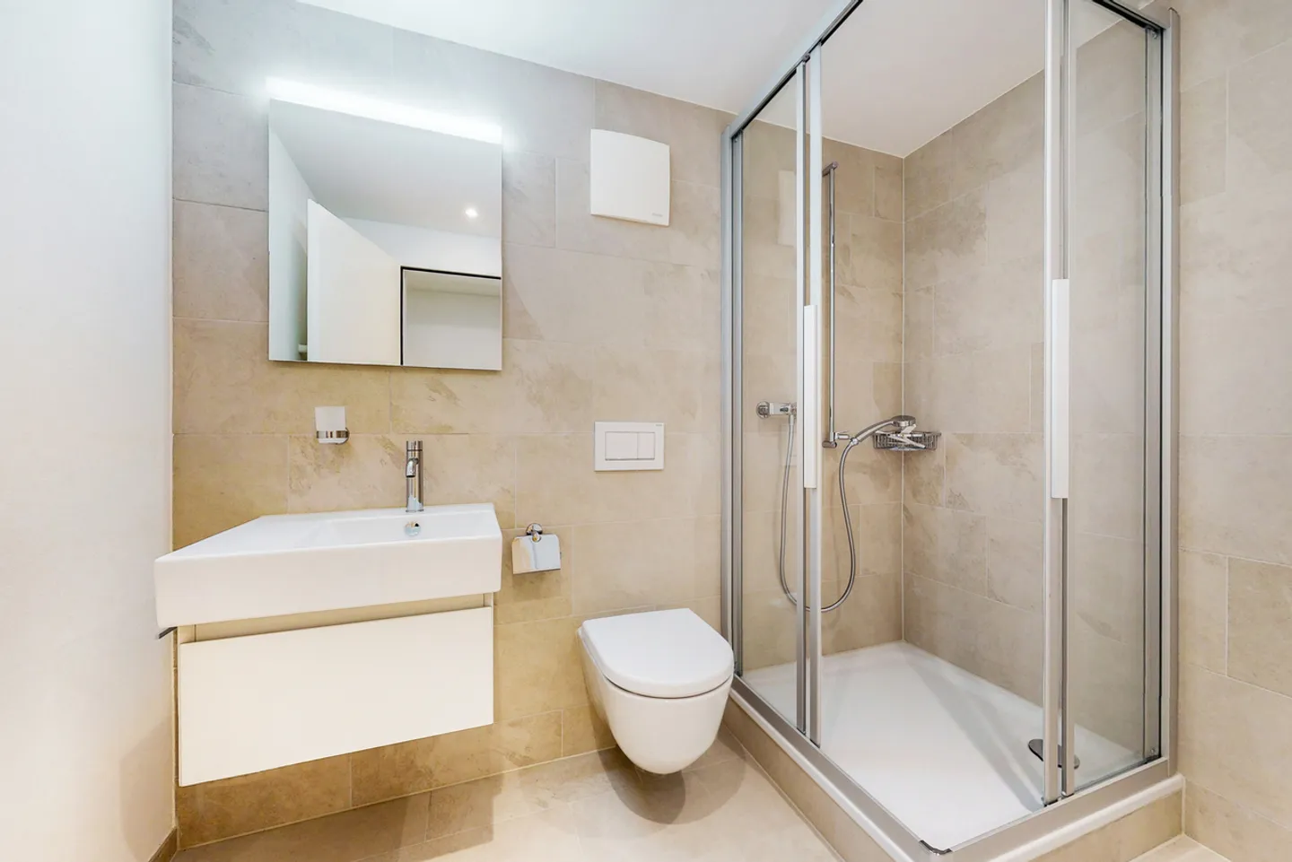 Appartement rénové au cœur de Soleure ! Locataire immédiat recherché... - Photo 11 sur 13
