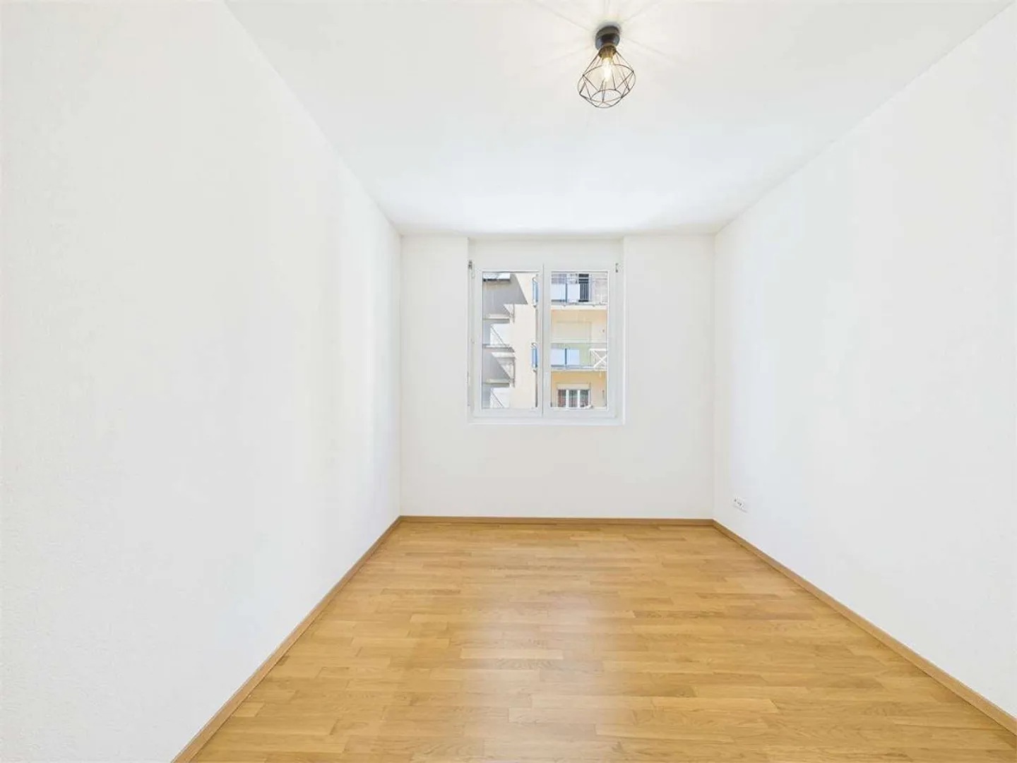 Bellinzona - 4.5 room apartment available immediately - Photo 4 of 10