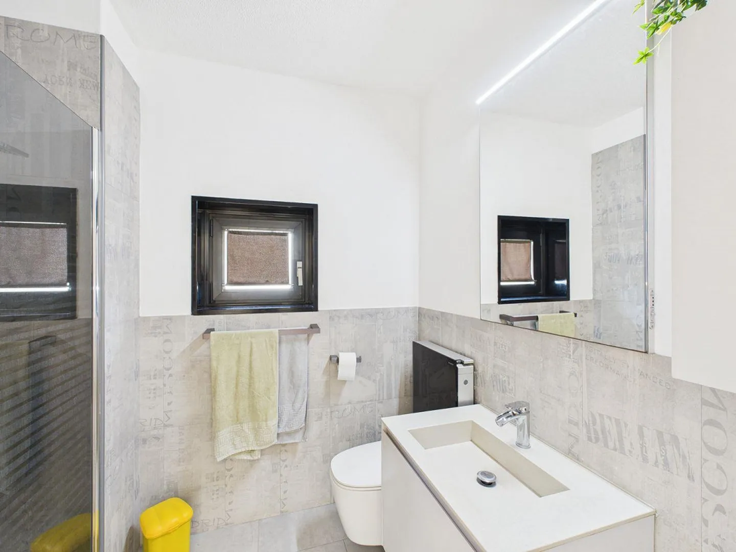Bright 3½ room apartment with terrace in a convenient area - Photo 15 of 20