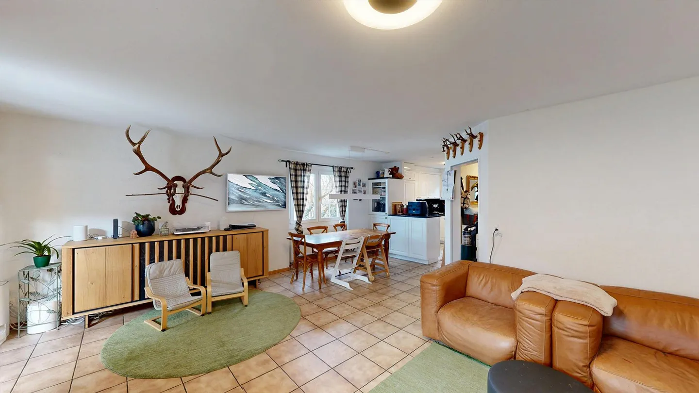 Casa angolare di 5,5 stanze adatta alle famiglie - Foto 2 di 13