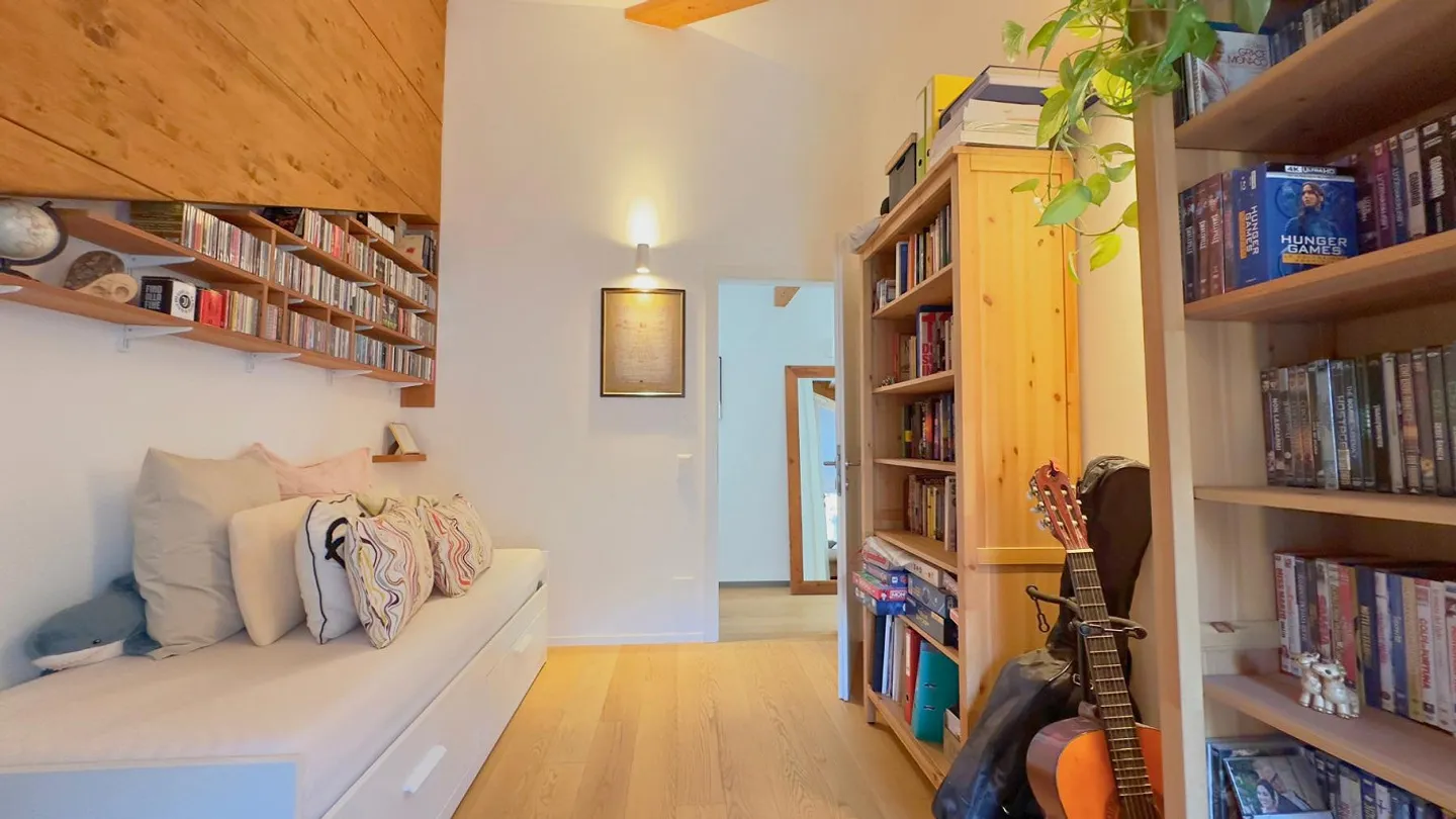 Modern und helles 4.5-Zimmer-Wohnung mit großen Außenflächen (4 Terrassen) - Foto 8 von 19