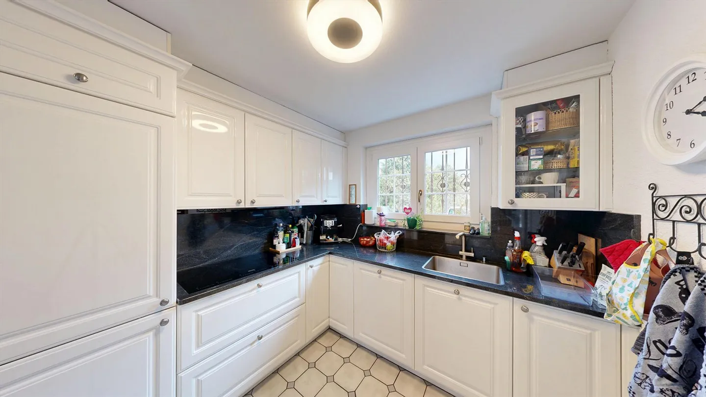 Casa angolare di 5,5 stanze adatta alle famiglie - Foto 4 di 13