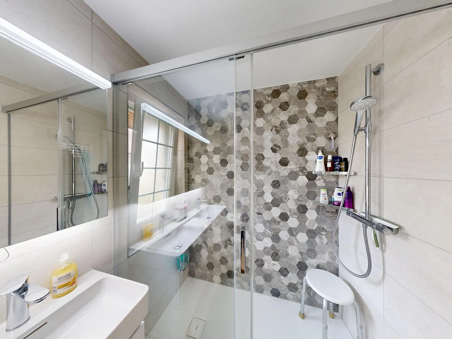 Casa angolare di 5,5 stanze adatta alle famiglie - Foto 8 di 13