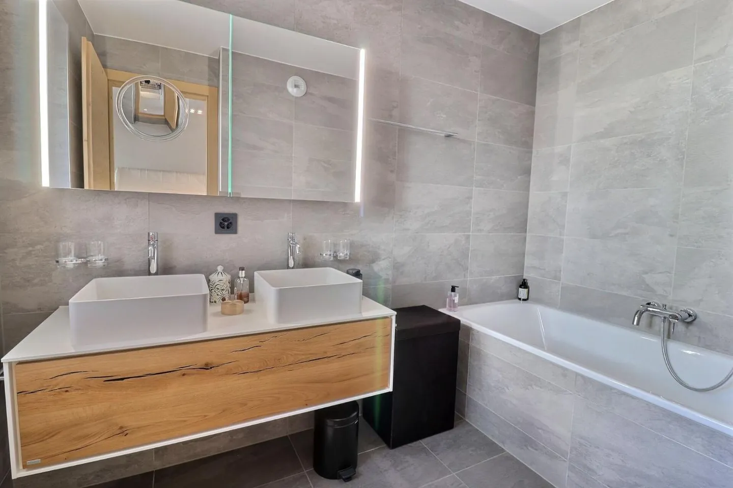 Appartement Charmant à Villars - Photo 10 sur 13